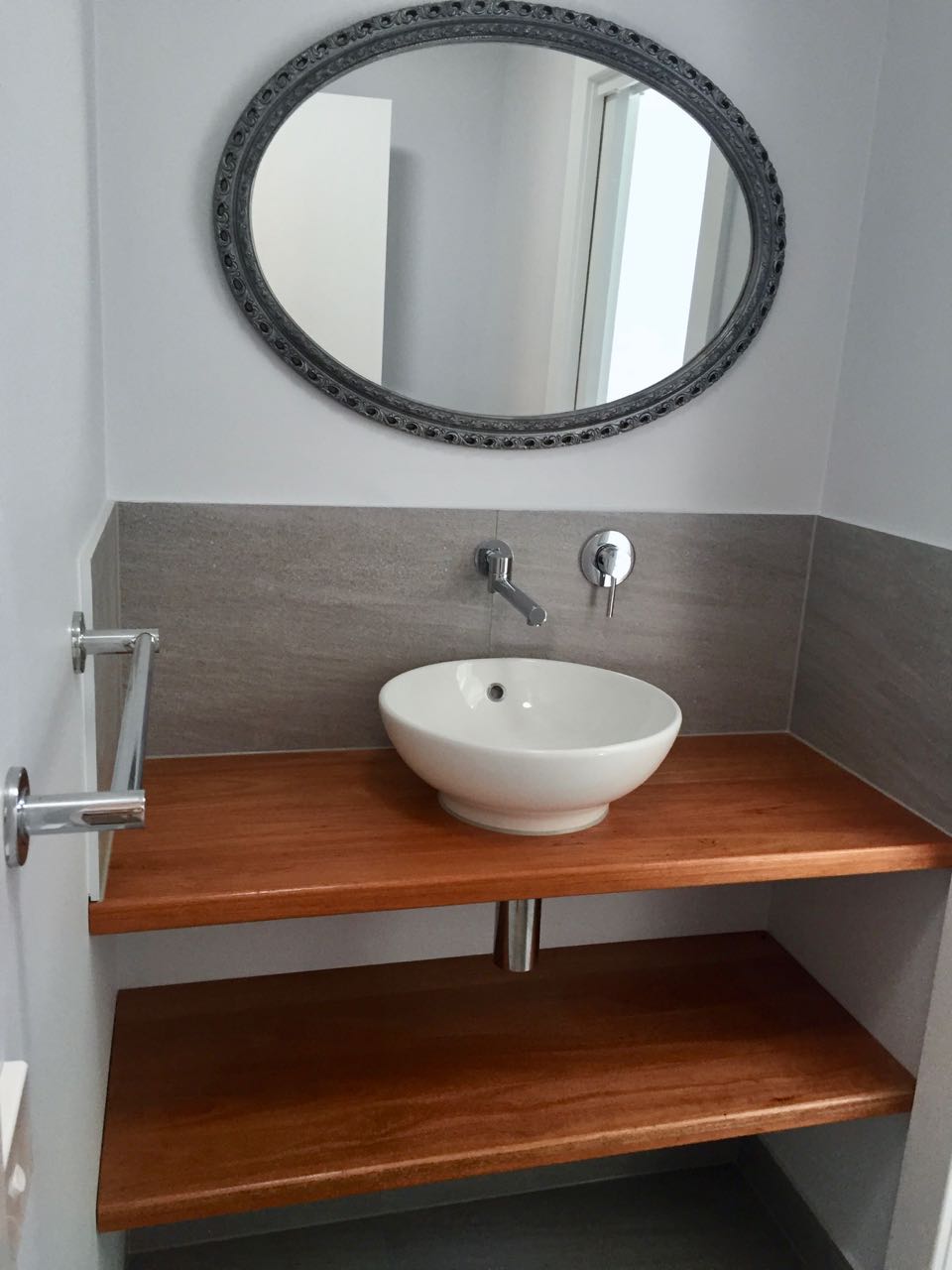 Ensuite
