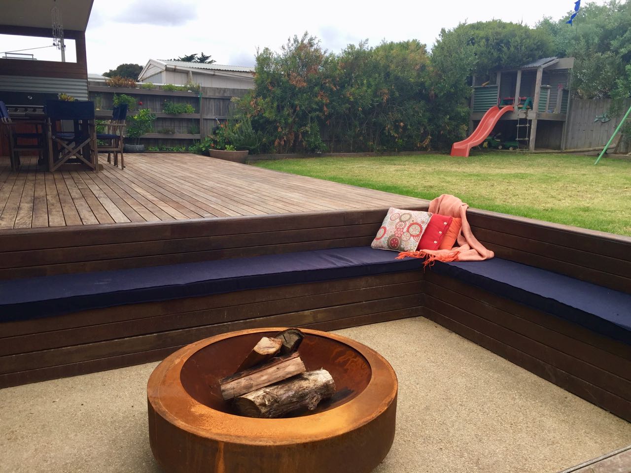 Fire pit